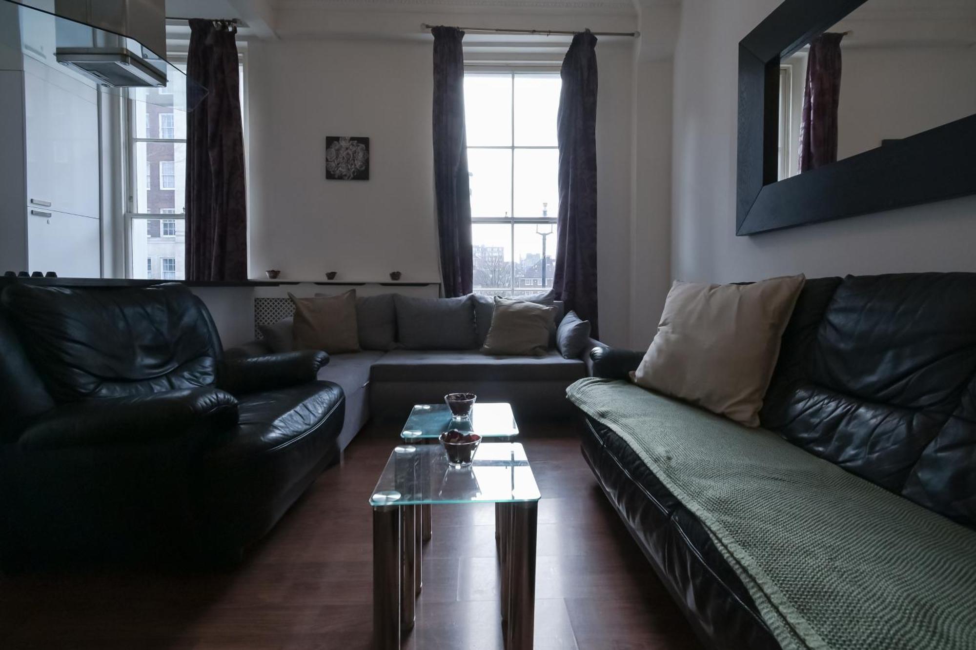 Queensway Hyde Park Flat By Dc Pensiune
